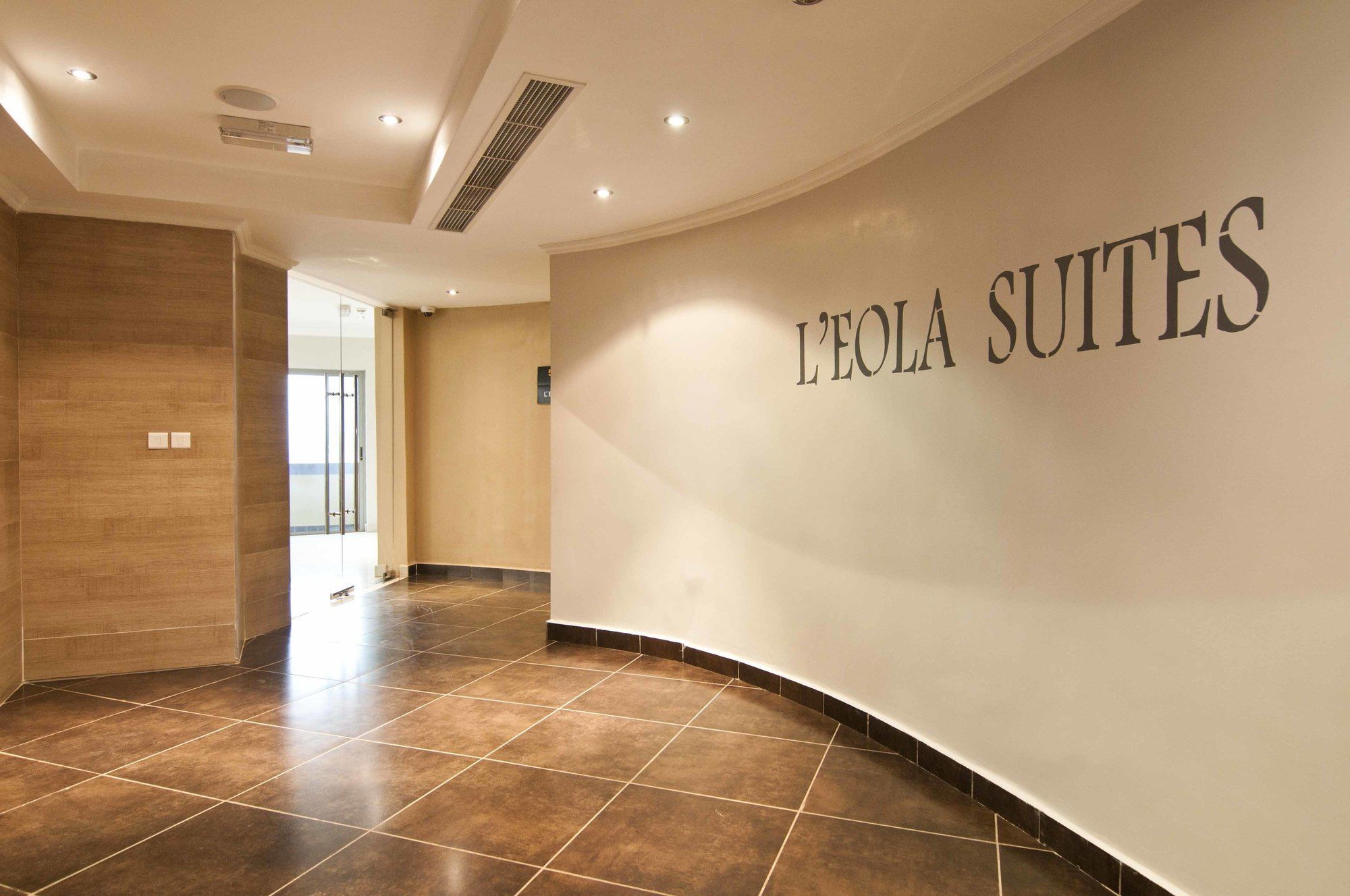 L'Eola Suites Abuja Kültér fotó