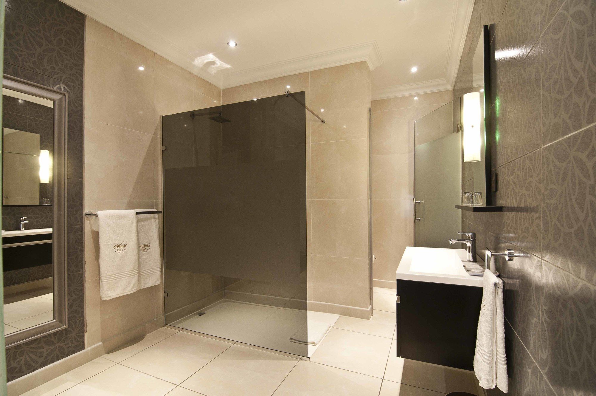 L'Eola Suites Abuja Kültér fotó